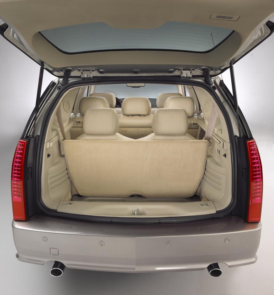  Cadillac SRX 2004 года  (фото 45 из 103)